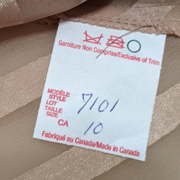 VTG Button Up Blouse - Picture 2 of 6